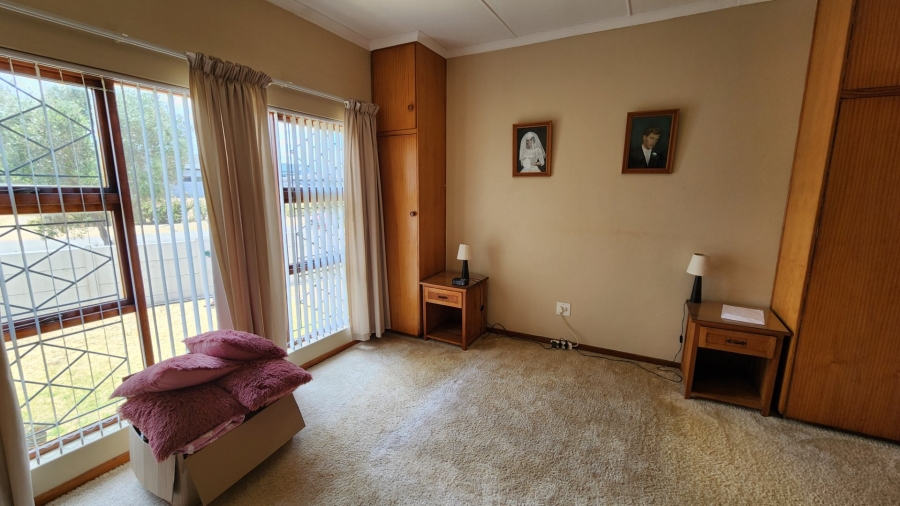 3 Bedroom Property for Sale in Hartenbos Central Western Cape